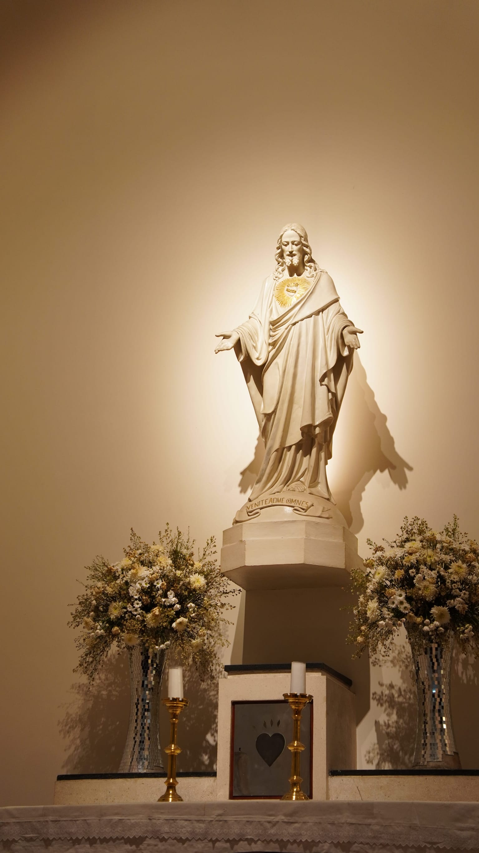 12 Juni 2026 - HR. HATI KUDUS YESUS