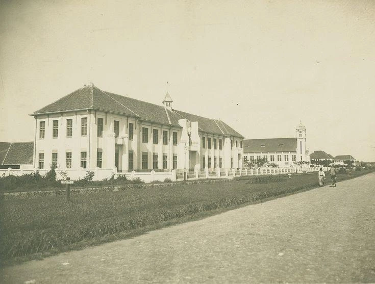 Katedral Hati Kudus Yesus Surabaya